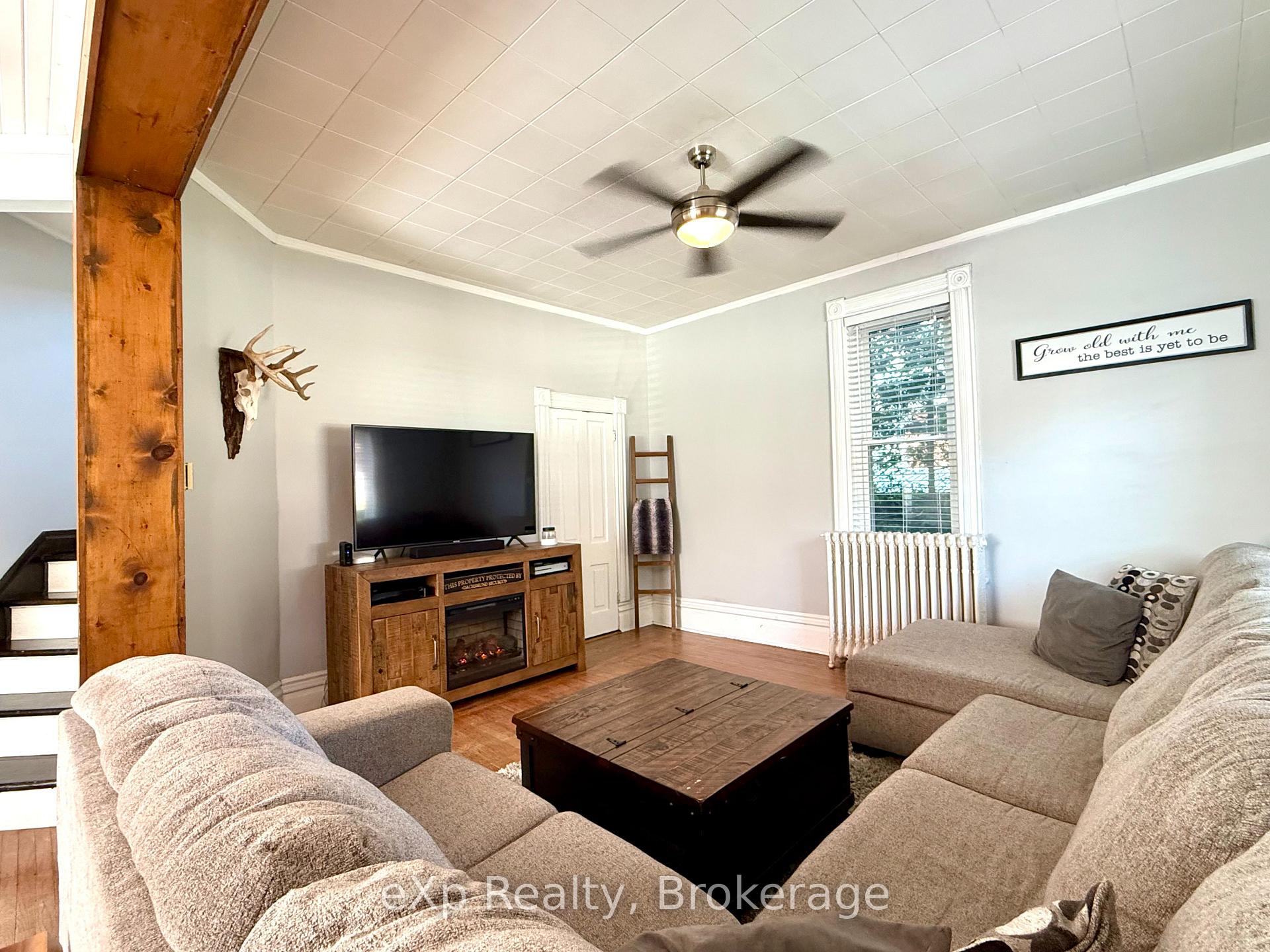 Photo 6 of 240 Inkerman St, Minto — HOMEH