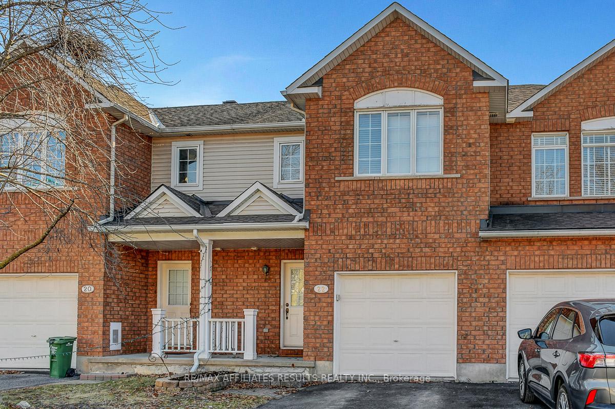 Photo 2 of 22 Kettleby Street, Ottawa, Kanata - Beaverbrook — HOMEH