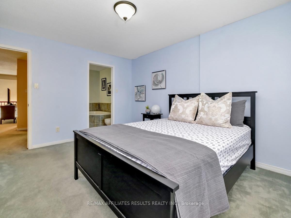 Photo 27 of 22 Kettleby Street, Ottawa, Kanata - Beaverbrook — HOMEH