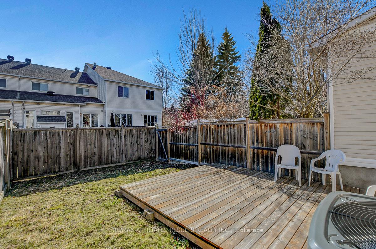 Photo 36 of 22 Kettleby Street, Ottawa, Kanata - Beaverbrook — HOMEH