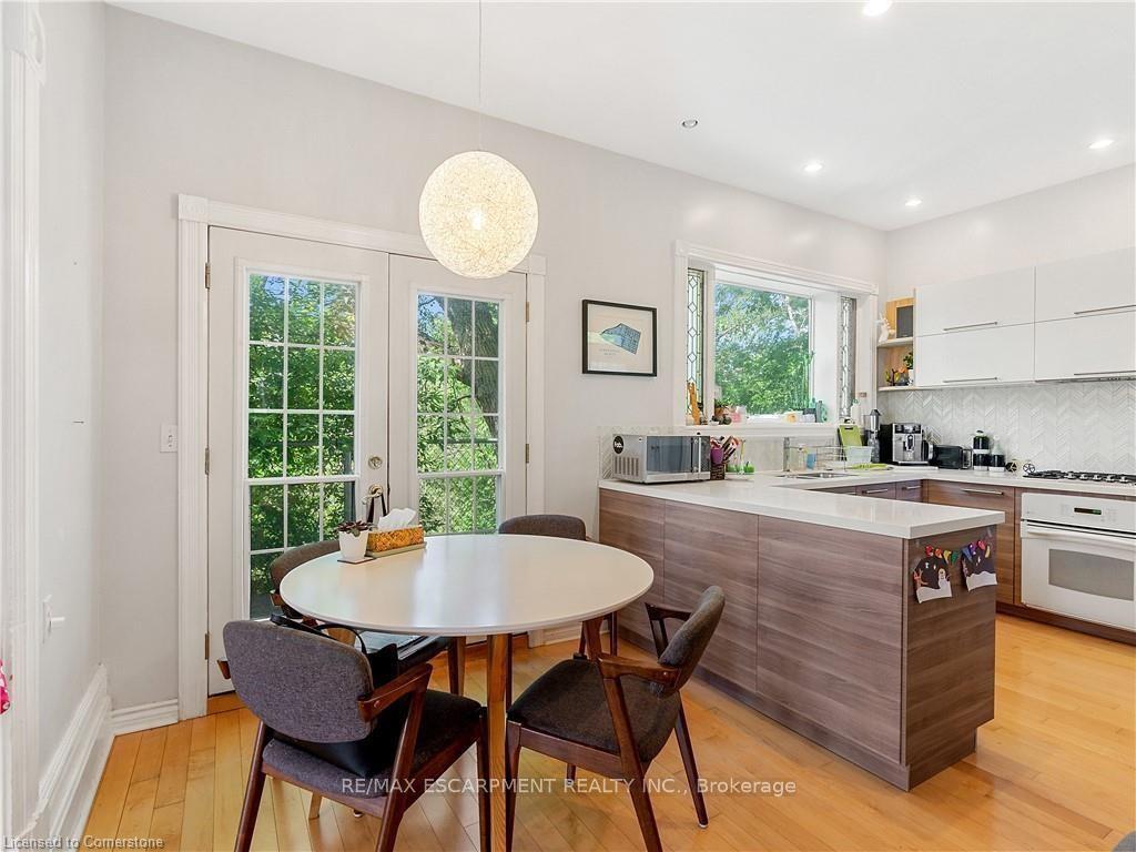 Photo 11 of 19 Canada Street, Hamilton, Kirkendall — HOMEH