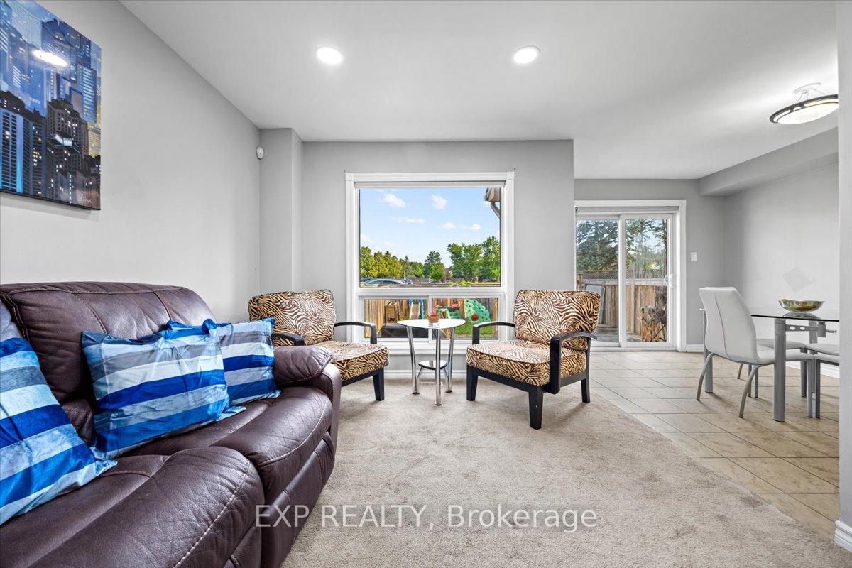 Photo 7 of 93 Cedarock Drive, Ottawa, Kanata - Bridlewood — HOMEH