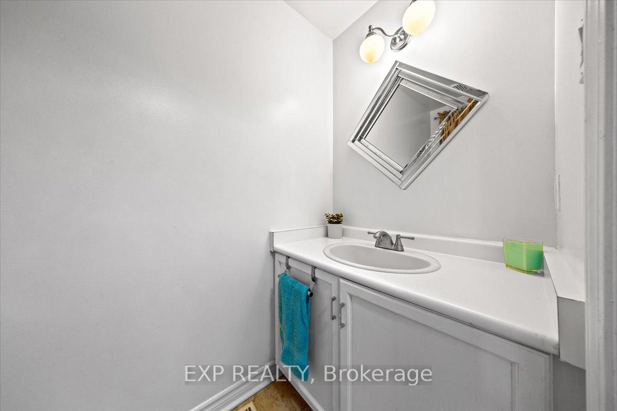 Photo 31 of 93 Cedarock Drive, Ottawa, Kanata - Bridlewood — HOMEH