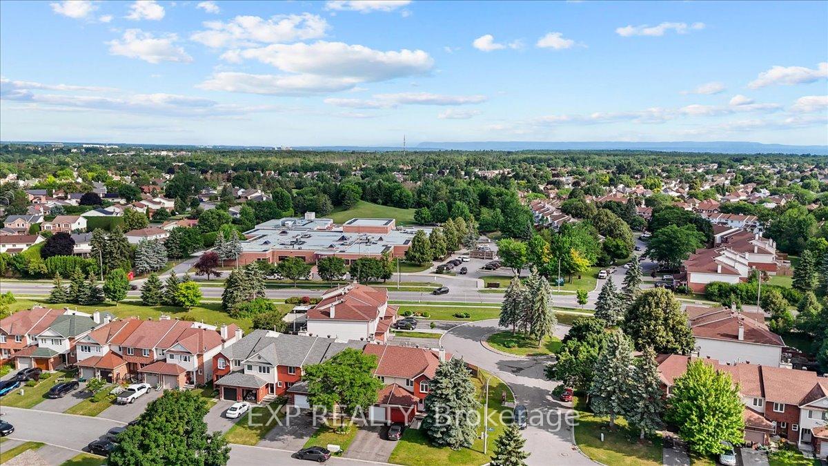 Photo 42 of 93 Cedarock Drive, Ottawa, Kanata - Bridlewood — HOMEH