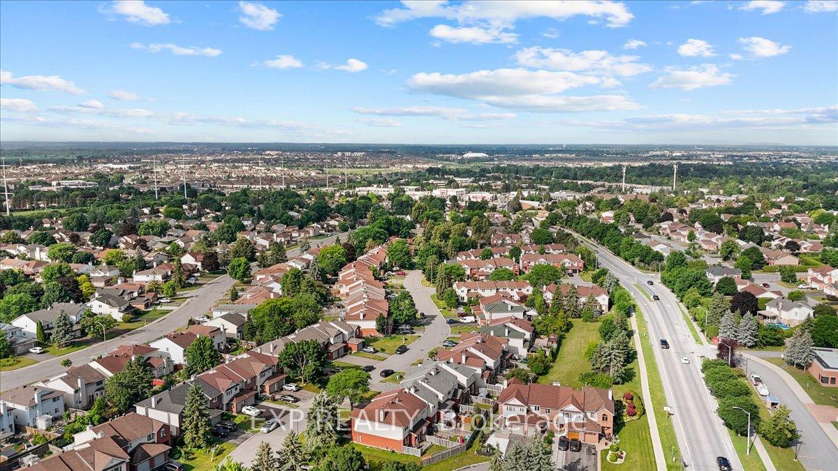 Photo 43 of 93 Cedarock Drive, Ottawa, Kanata - Bridlewood — HOMEH