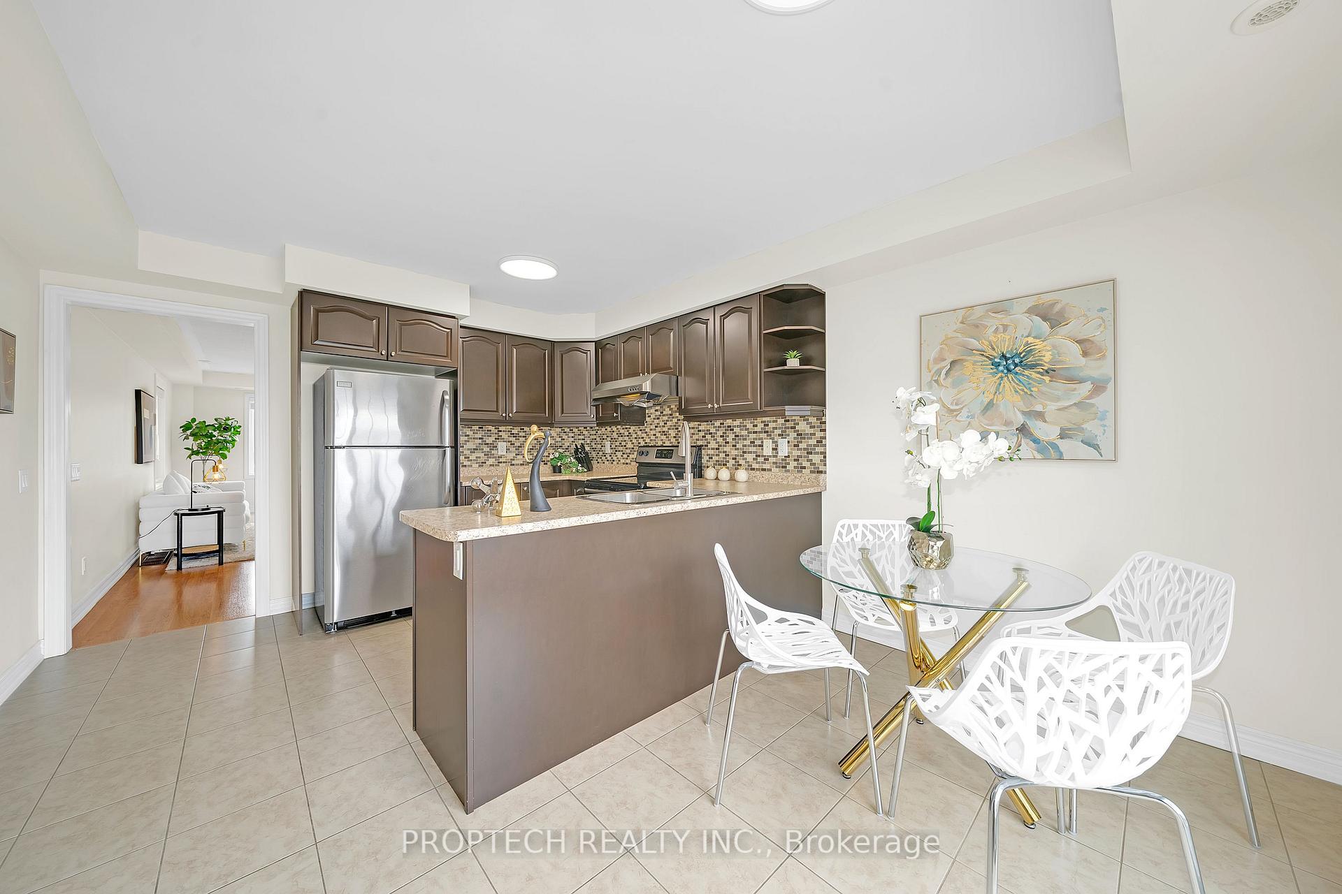Photo 10 of 9932 Mccowan Road, Markham, Berczy — HOMEH