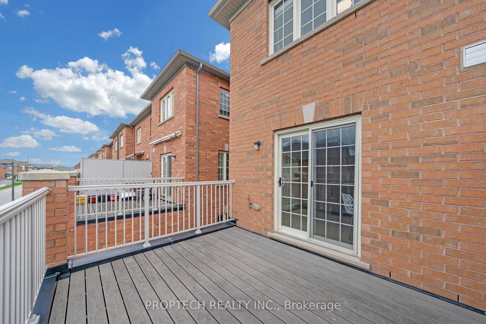 Photo 13 of 9932 Mccowan Road, Markham, Berczy — HOMEH
