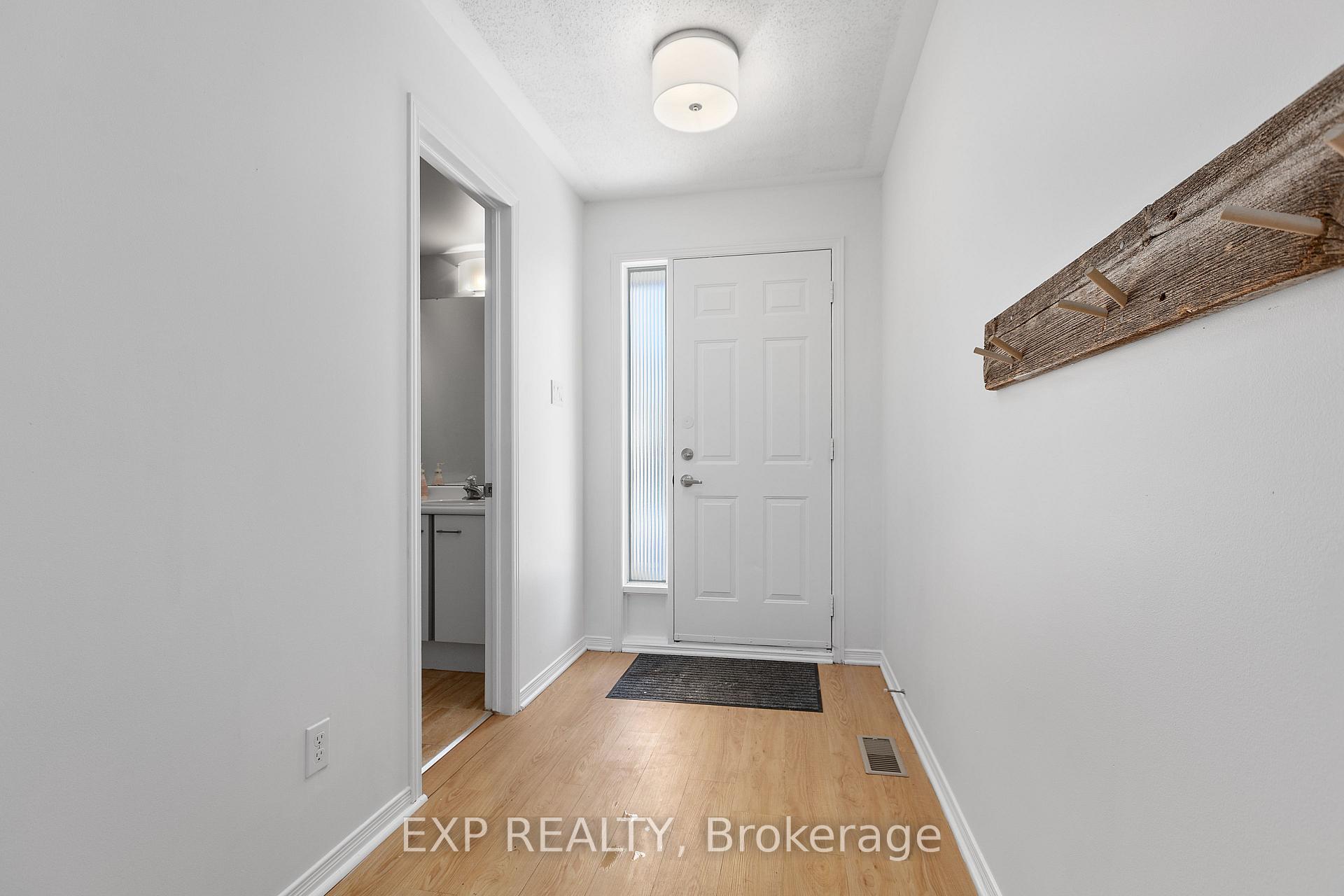 Photo 4 of 313 Knudson Drive, Ottawa, Kanata - Kanata Lakes/Heritage Hills — HOMEH