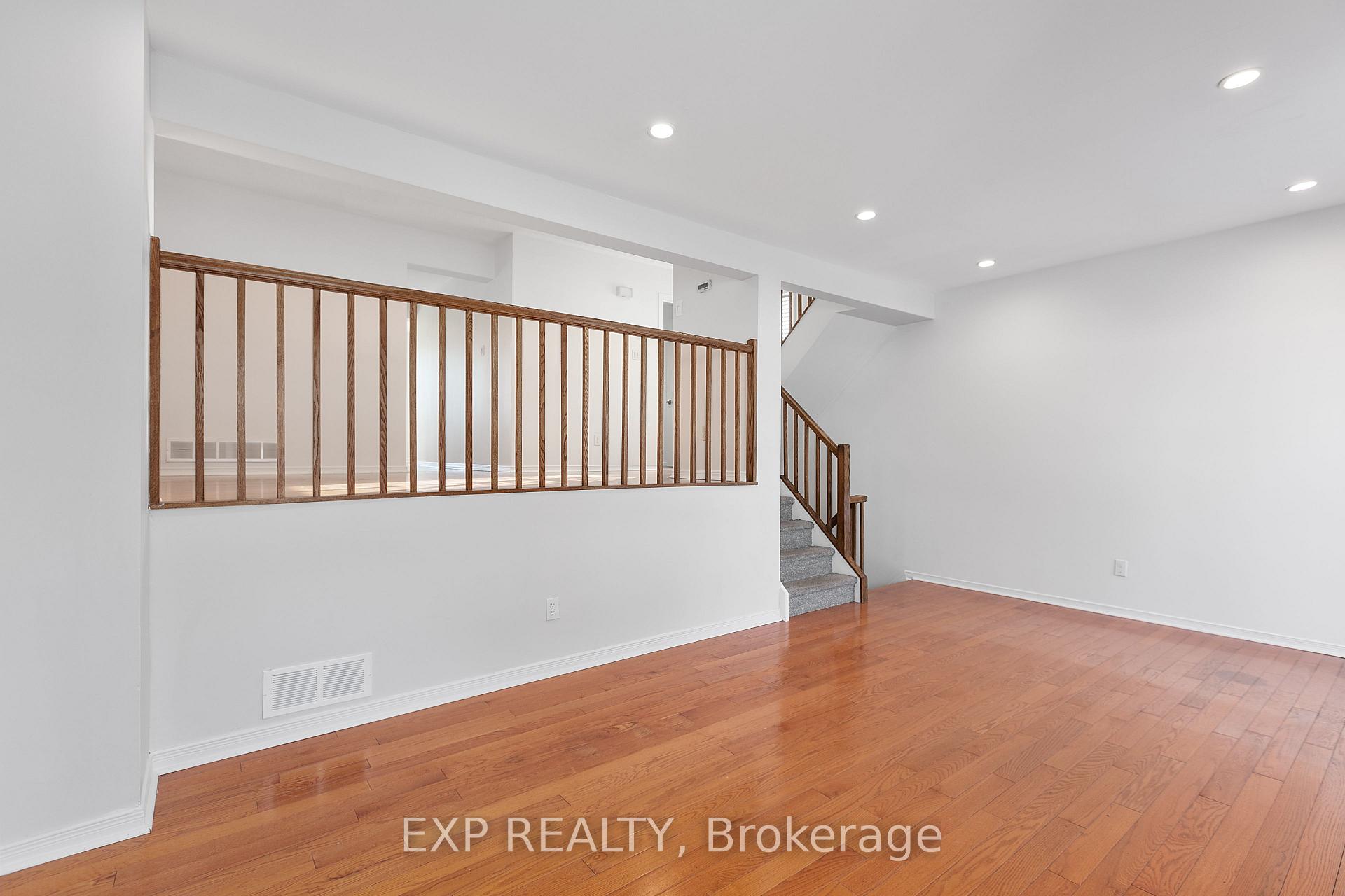 Photo 10 of 313 Knudson Drive, Ottawa, Kanata - Kanata Lakes/Heritage Hills — HOMEH