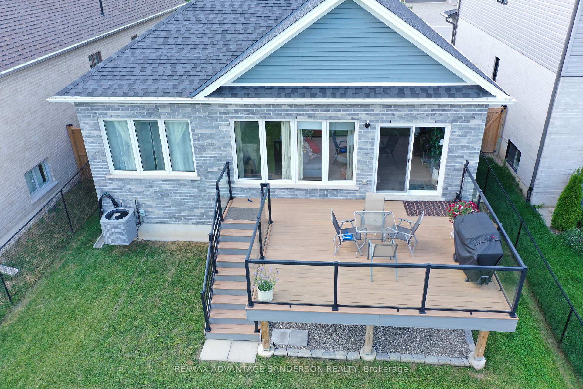 Photo 6 of 47 Bowman Drive, Middlesex Centre, Ilderton — HOMEH