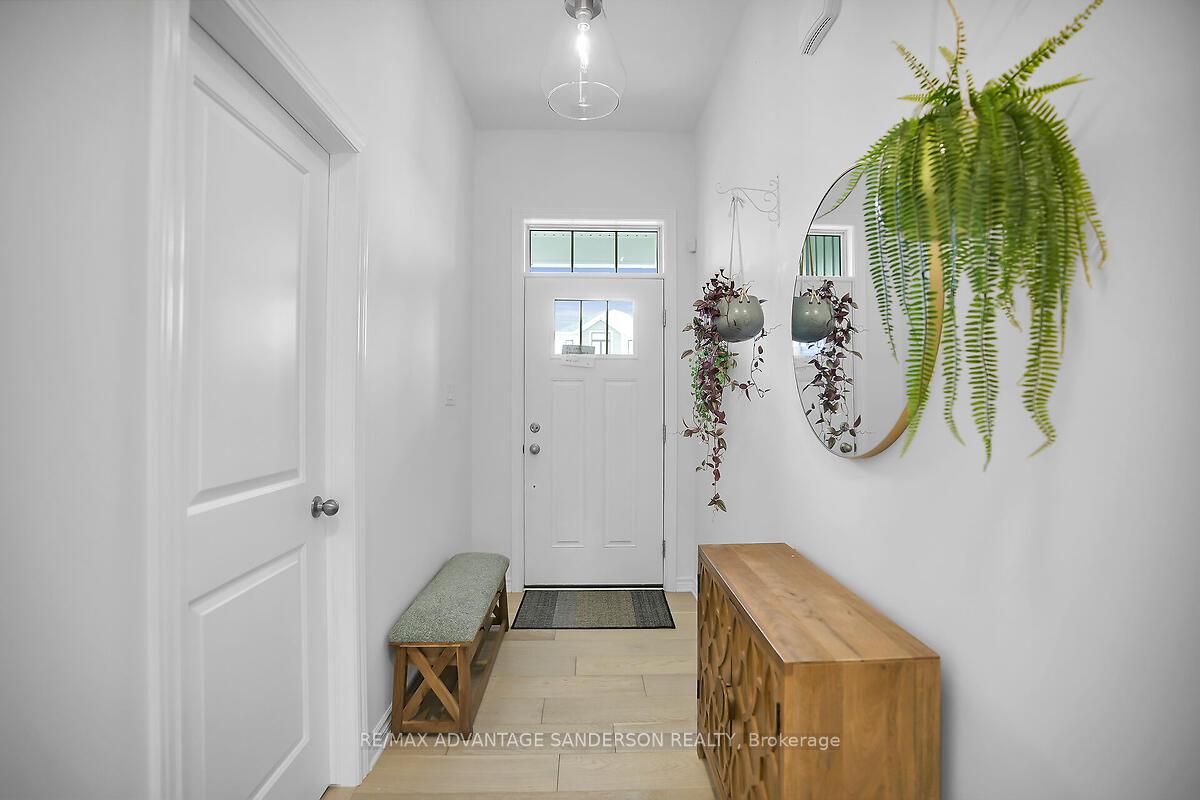 Photo 18 of 47 Bowman Drive, Middlesex Centre, Ilderton — HOMEH