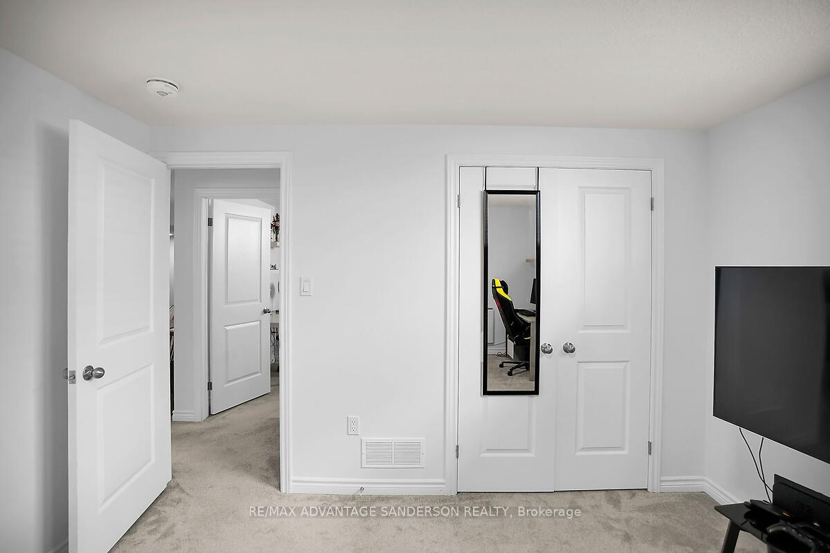 Photo 44 of 47 Bowman Drive, Middlesex Centre, Ilderton — HOMEH
