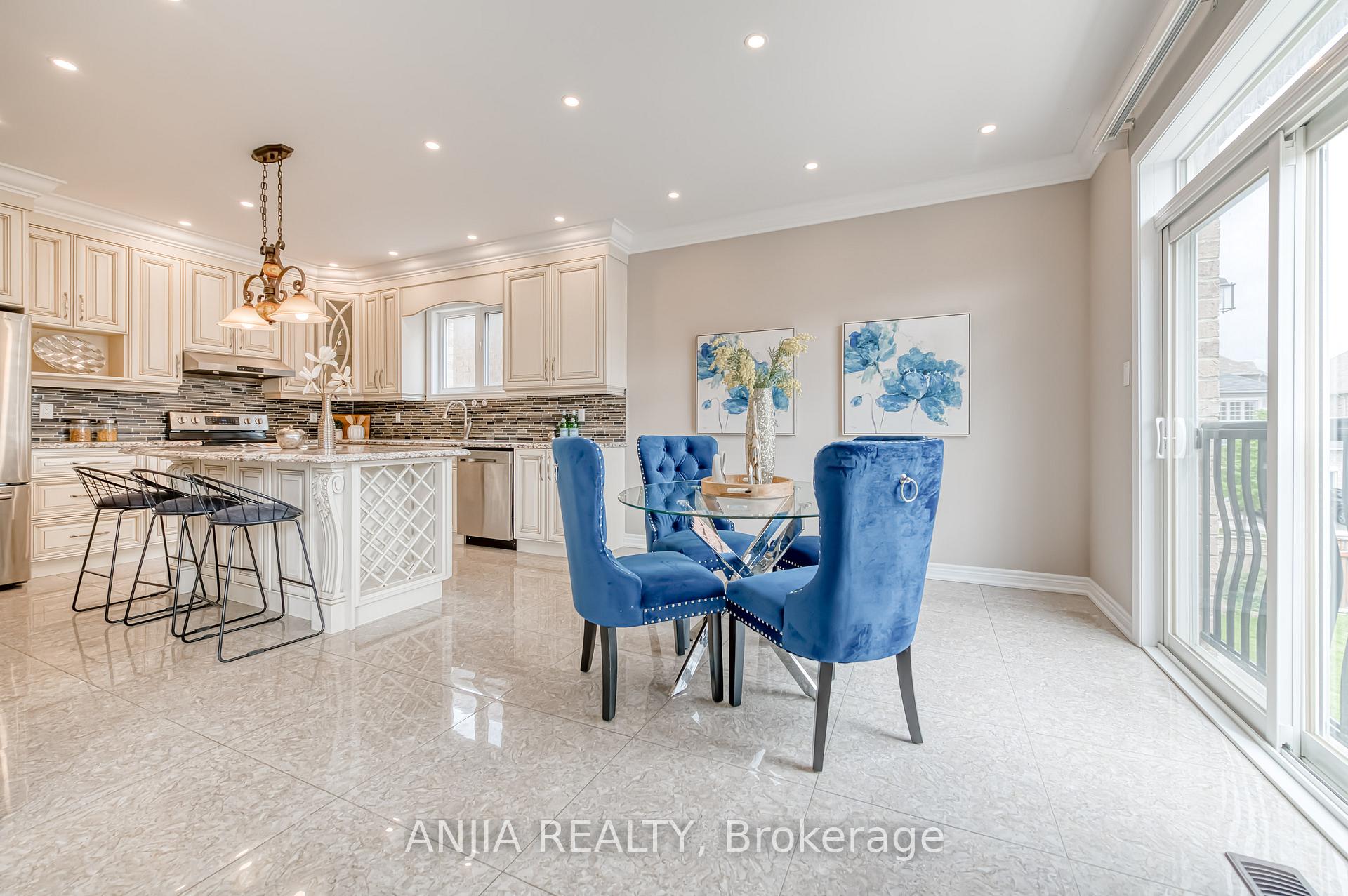 Photo 16 of 41 Furrow Street, Markham, Wismer — HOMEH
