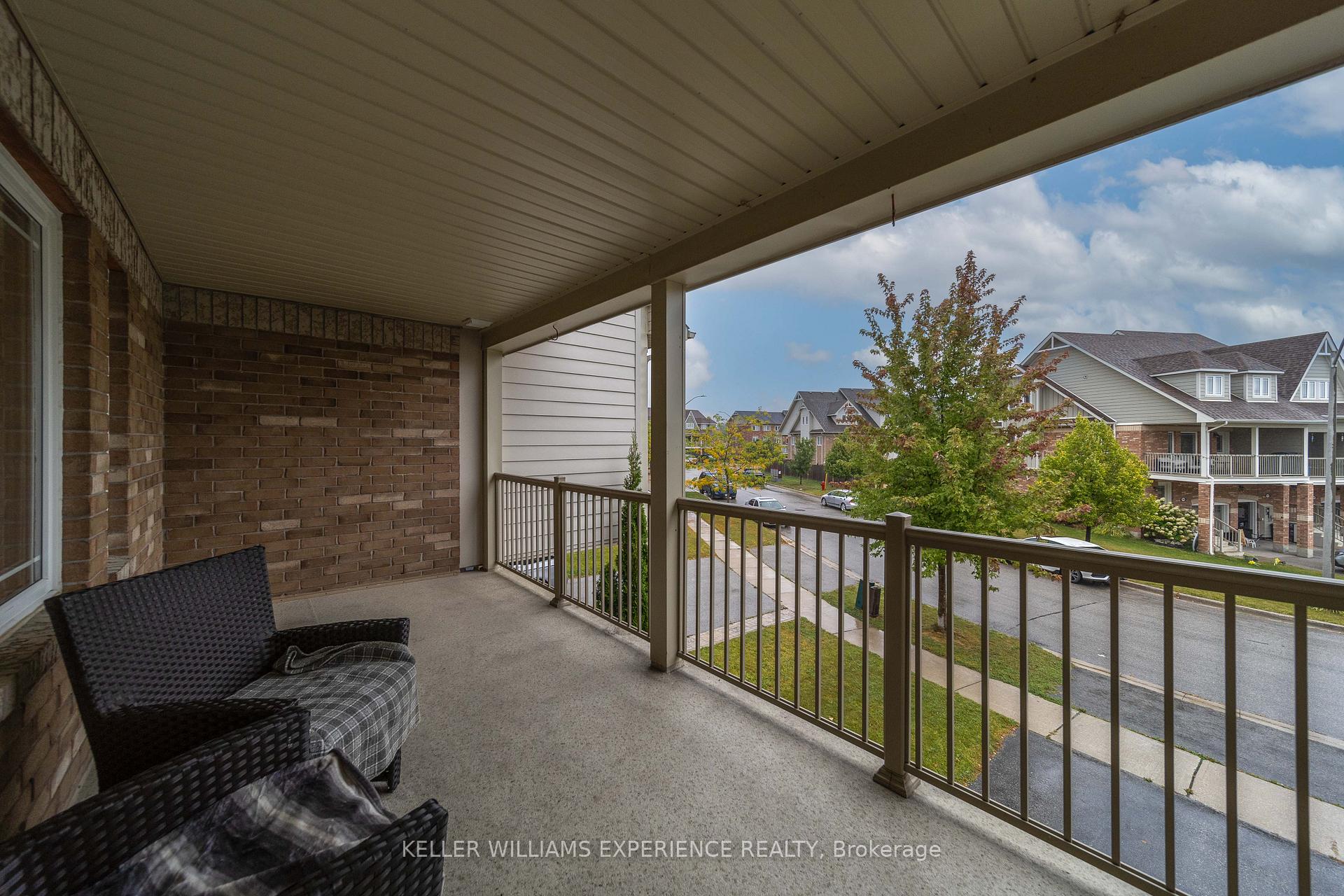 Photo 8 of 1299 Coleman Crescent, Innisfil, Alcona — HOMEH
