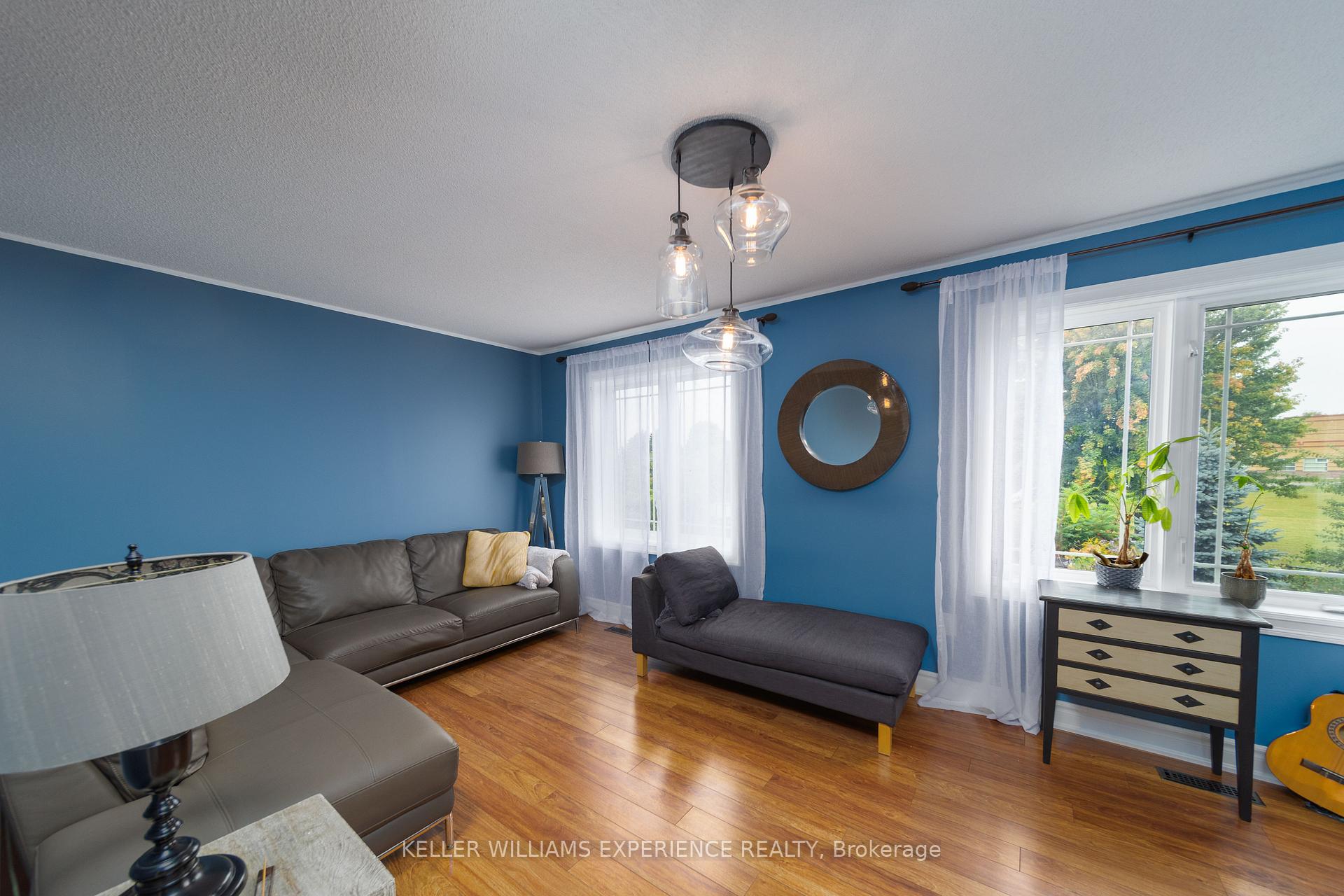 Photo 10 of 1299 Coleman Crescent, Innisfil, Alcona — HOMEH