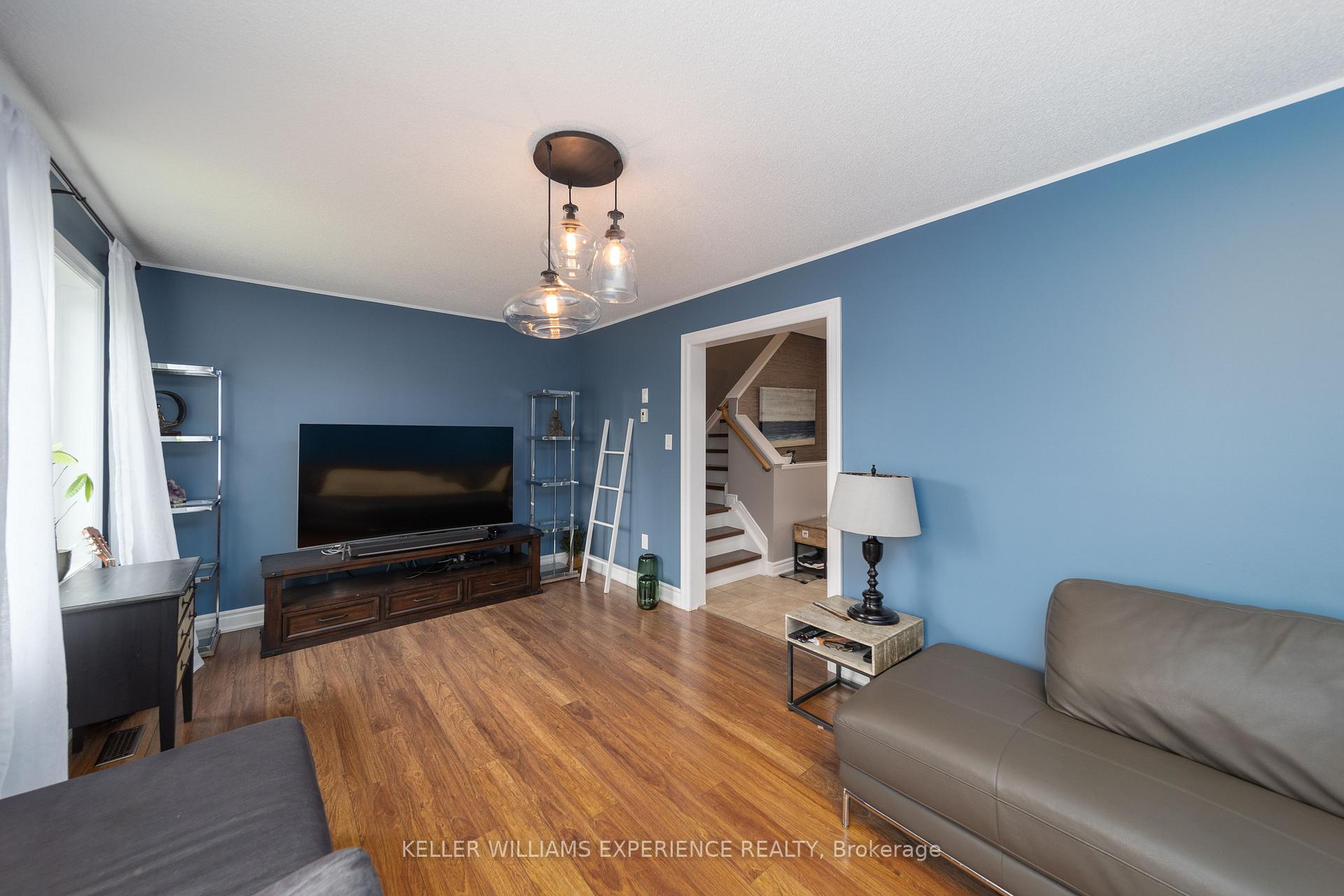 Photo 11 of 1299 Coleman Crescent, Innisfil, Alcona — HOMEH