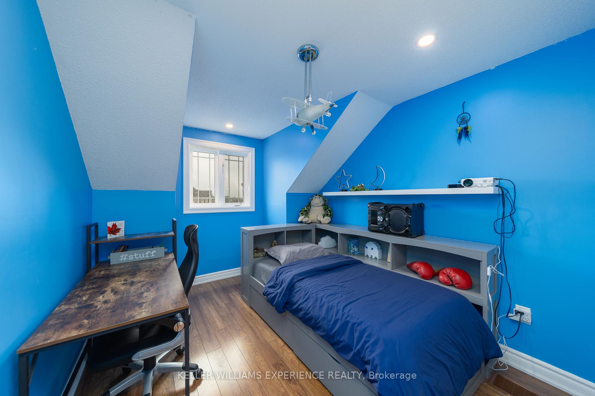 Photo 16 of 1299 Coleman Crescent, Innisfil, Alcona — HOMEH