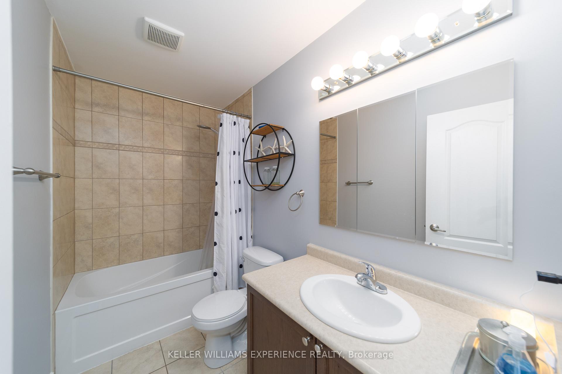 Photo 24 of 1299 Coleman Crescent, Innisfil, Alcona — HOMEH