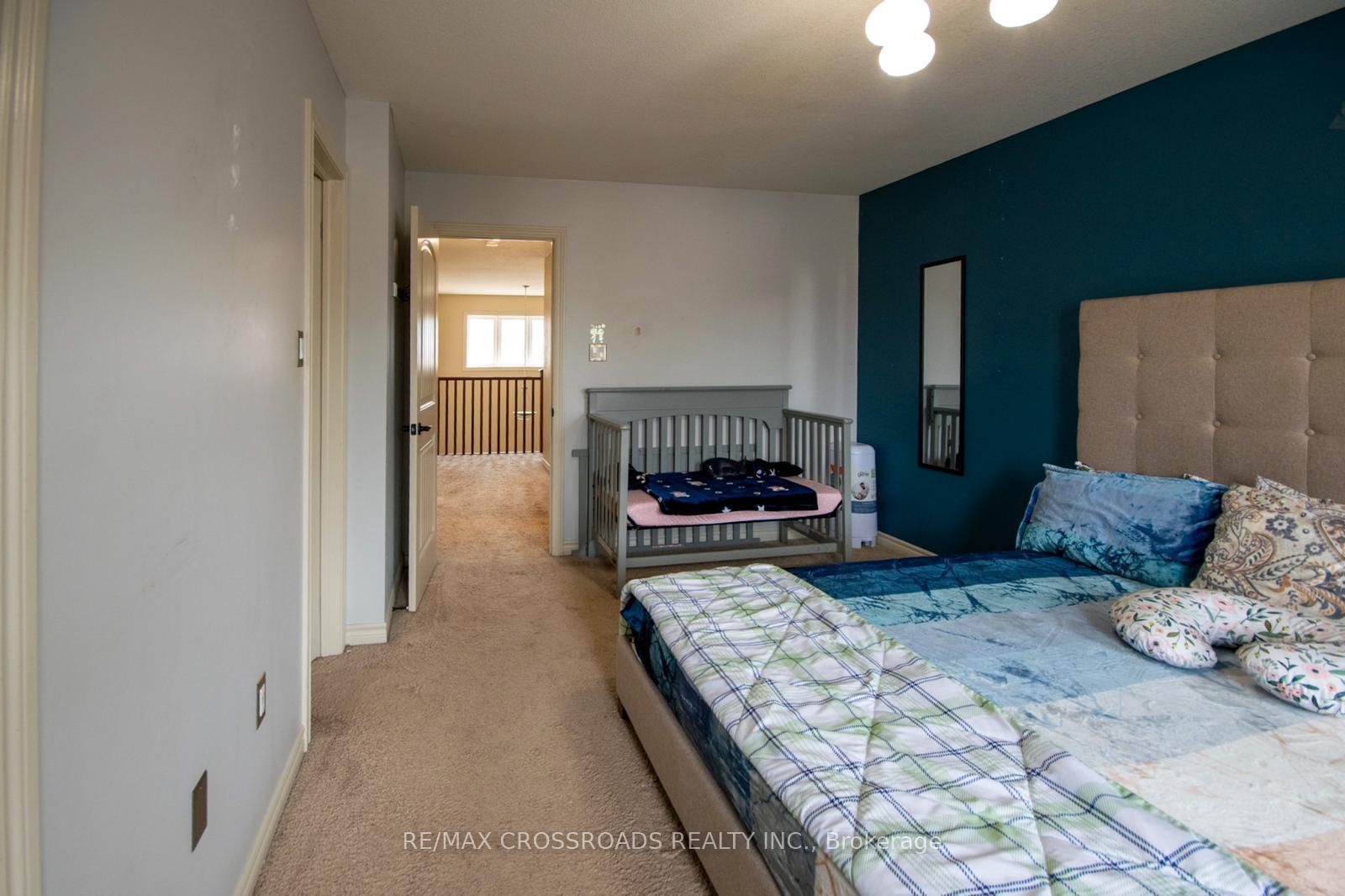 Photo 13 of 518 Isaiah Crescent, Kitchener, Larentian West — HOMEH
