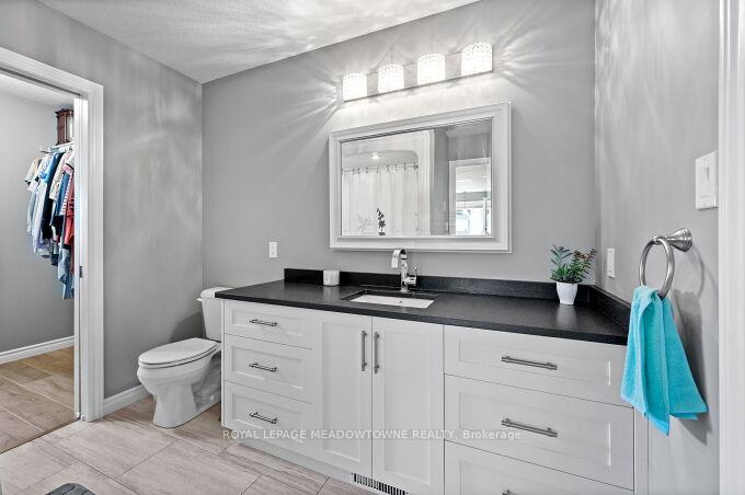 Photo 23 of 102 Milton Seiler Crescent, Minto — HOMEH