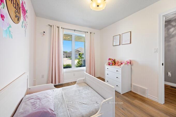 Photo 27 of 102 Milton Seiler Crescent, Minto — HOMEH