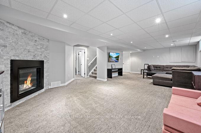 Photo 30 of 102 Milton Seiler Crescent, Minto — HOMEH