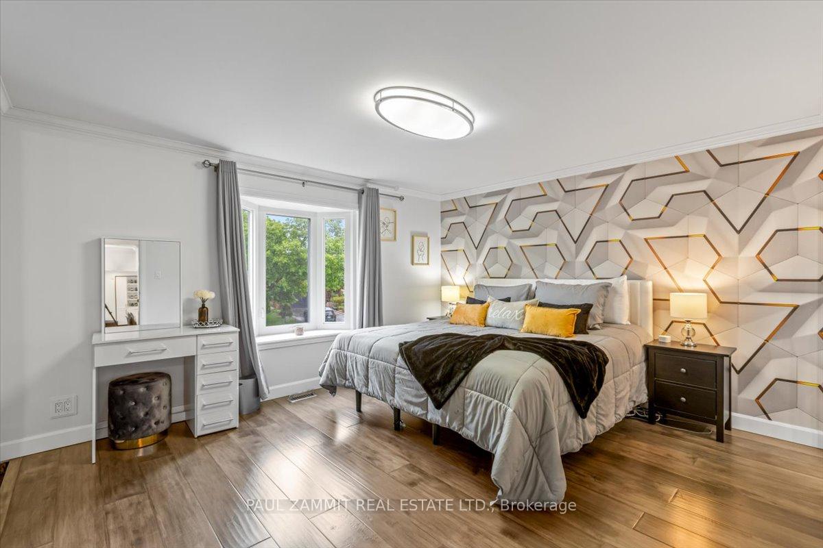 Photo 9 of 131 Simonston Boulevard, Markham, German Mills — HOMEH