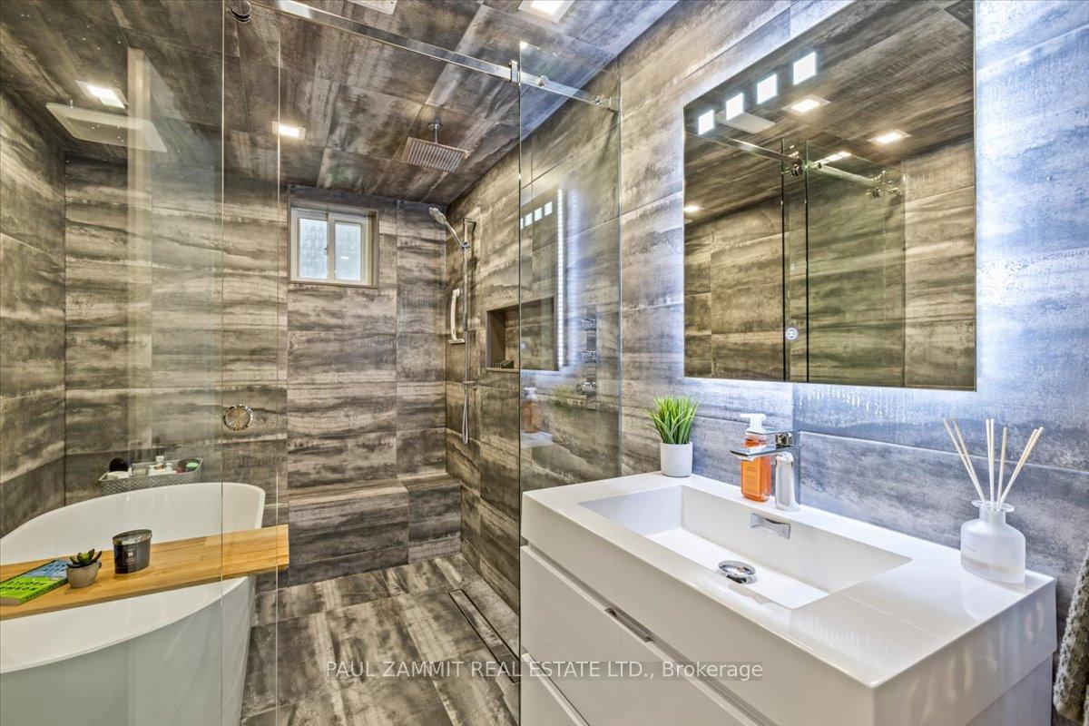 Photo 20 of 131 Simonston Boulevard, Markham, German Mills — HOMEH