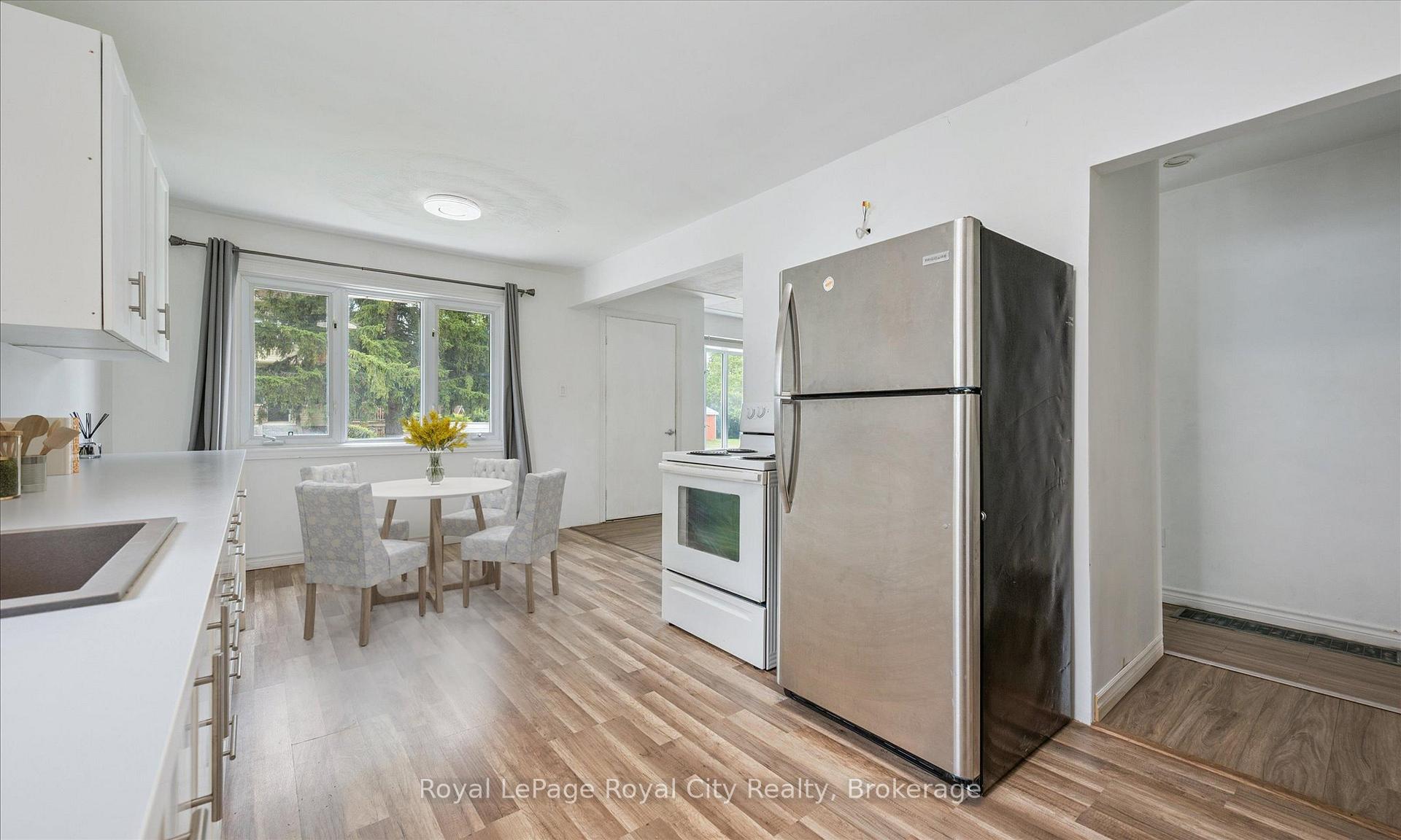 Photo 10 of 37 Marklane Street, Minto — HOMEH
