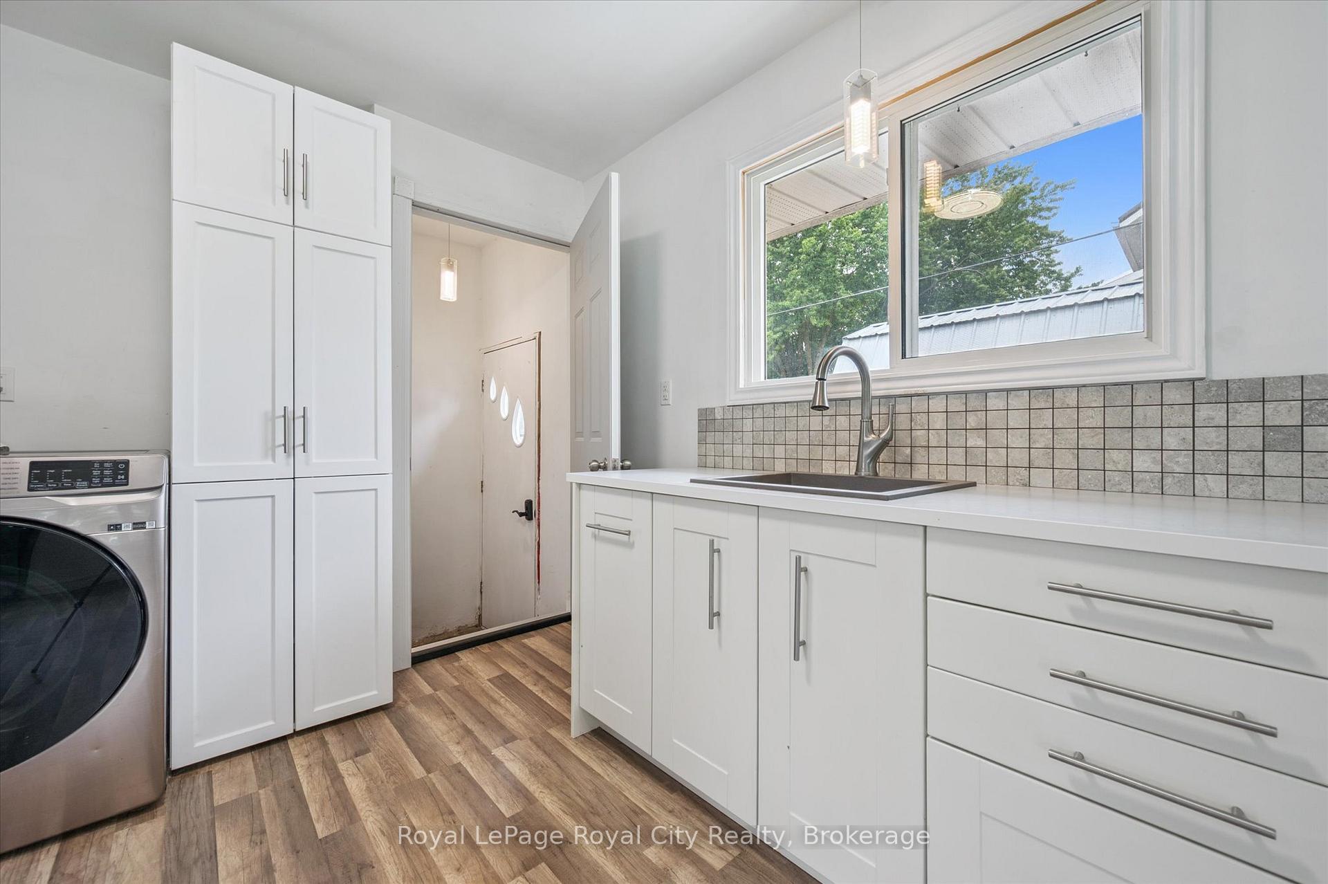 Photo 17 of 37 Marklane Street, Minto — HOMEH