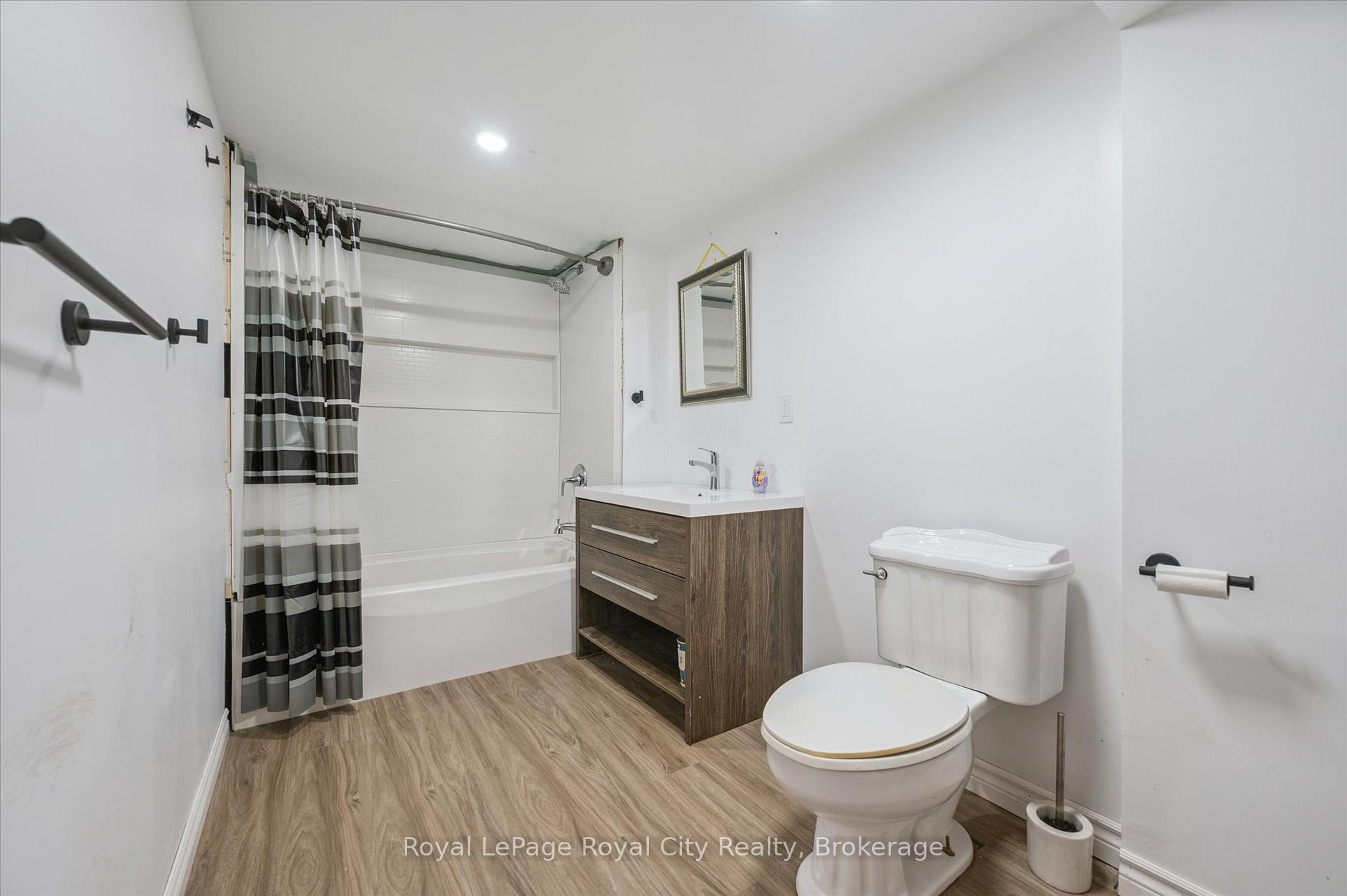 Photo 24 of 37 Marklane Street, Minto — HOMEH