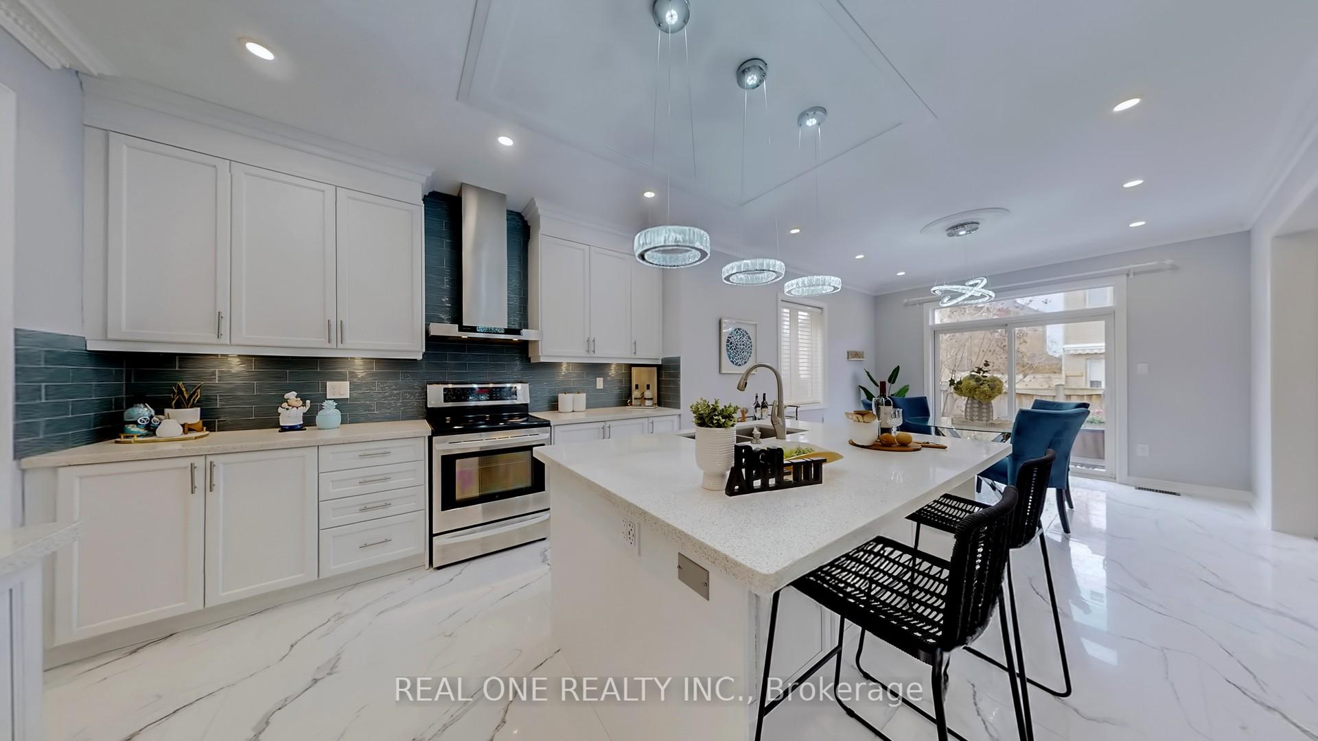 Photo 10 of 67 Wozniak Crescent, Markham, Wismer — HOMEH