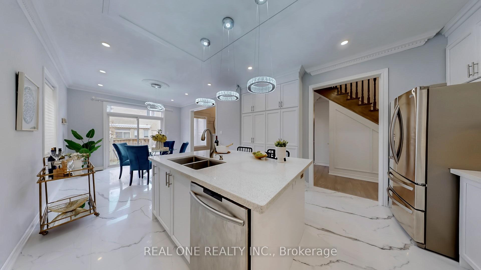 Photo 11 of 67 Wozniak Crescent, Markham, Wismer — HOMEH