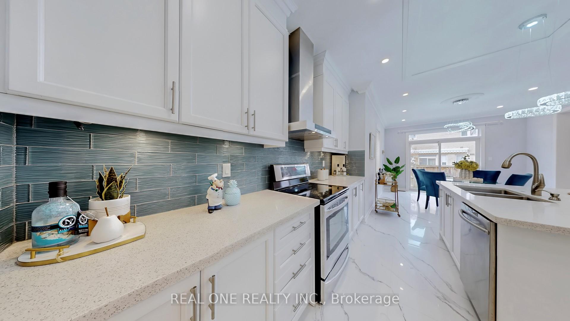 Photo 12 of 67 Wozniak Crescent, Markham, Wismer — HOMEH