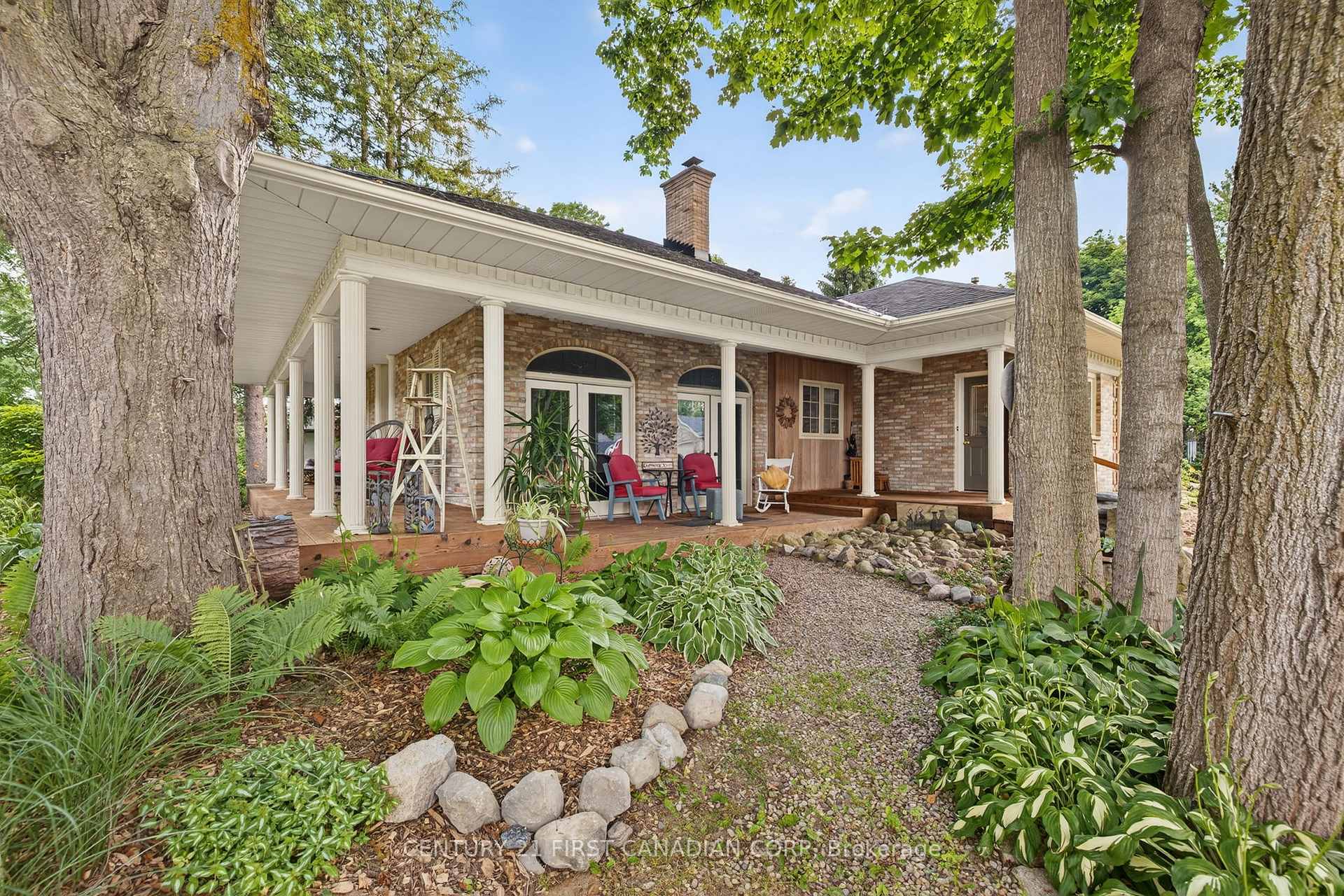 Photo 2 of 24439 Poplar Hill Road, Middlesex Centre, Poplar Hill — HOMEH