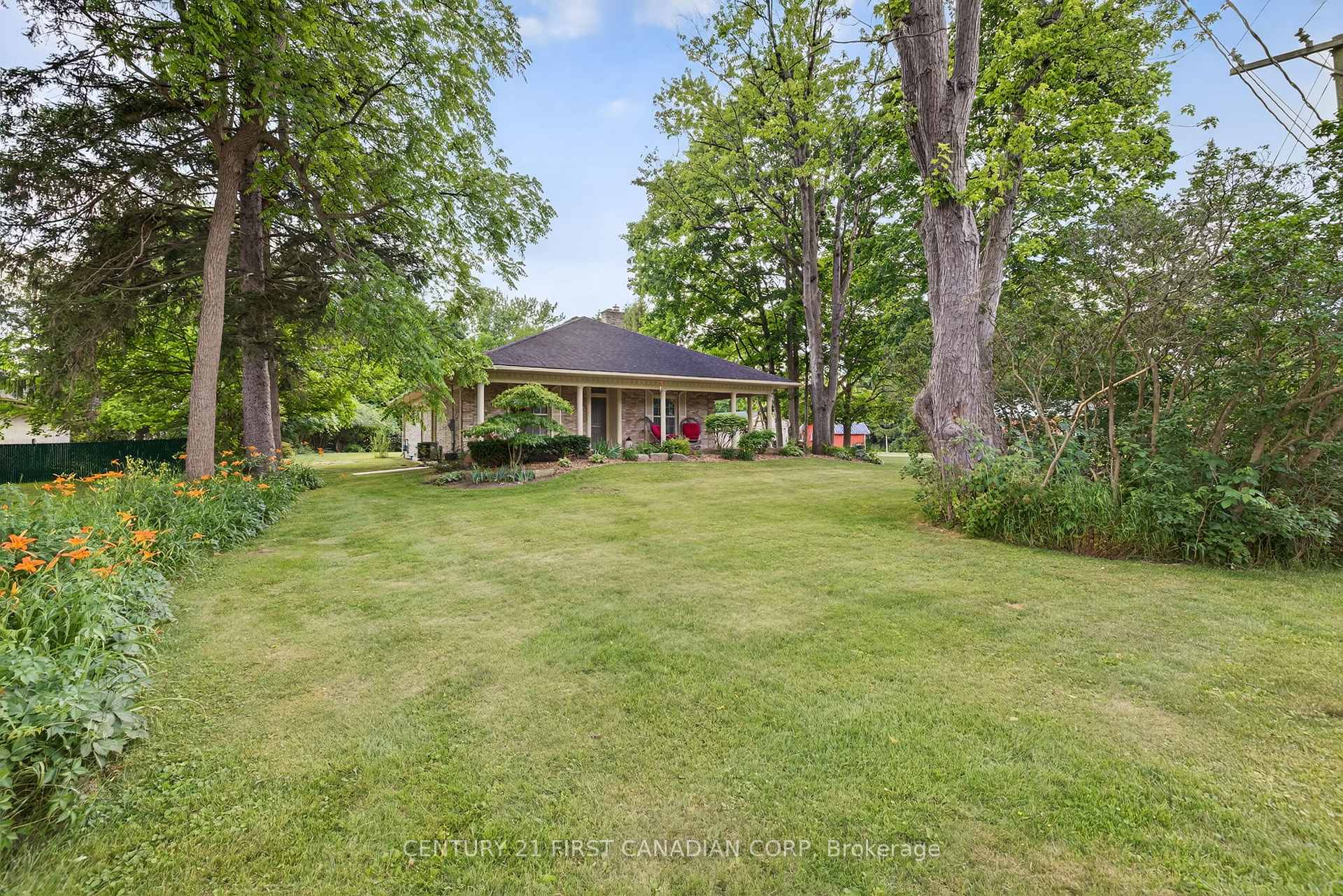Photo 4 of 24439 Poplar Hill Road, Middlesex Centre, Poplar Hill — HOMEH