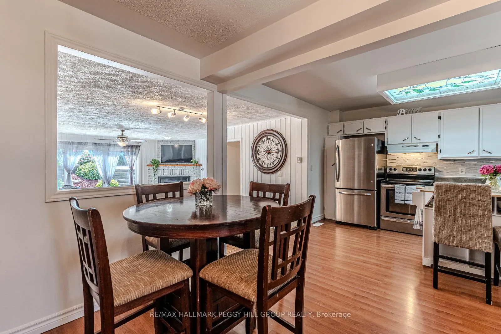 Photo 5 of 630 William Street, Midland — HOMEH