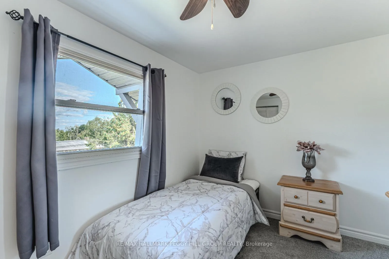 Photo 11 of 630 William Street, Midland — HOMEH