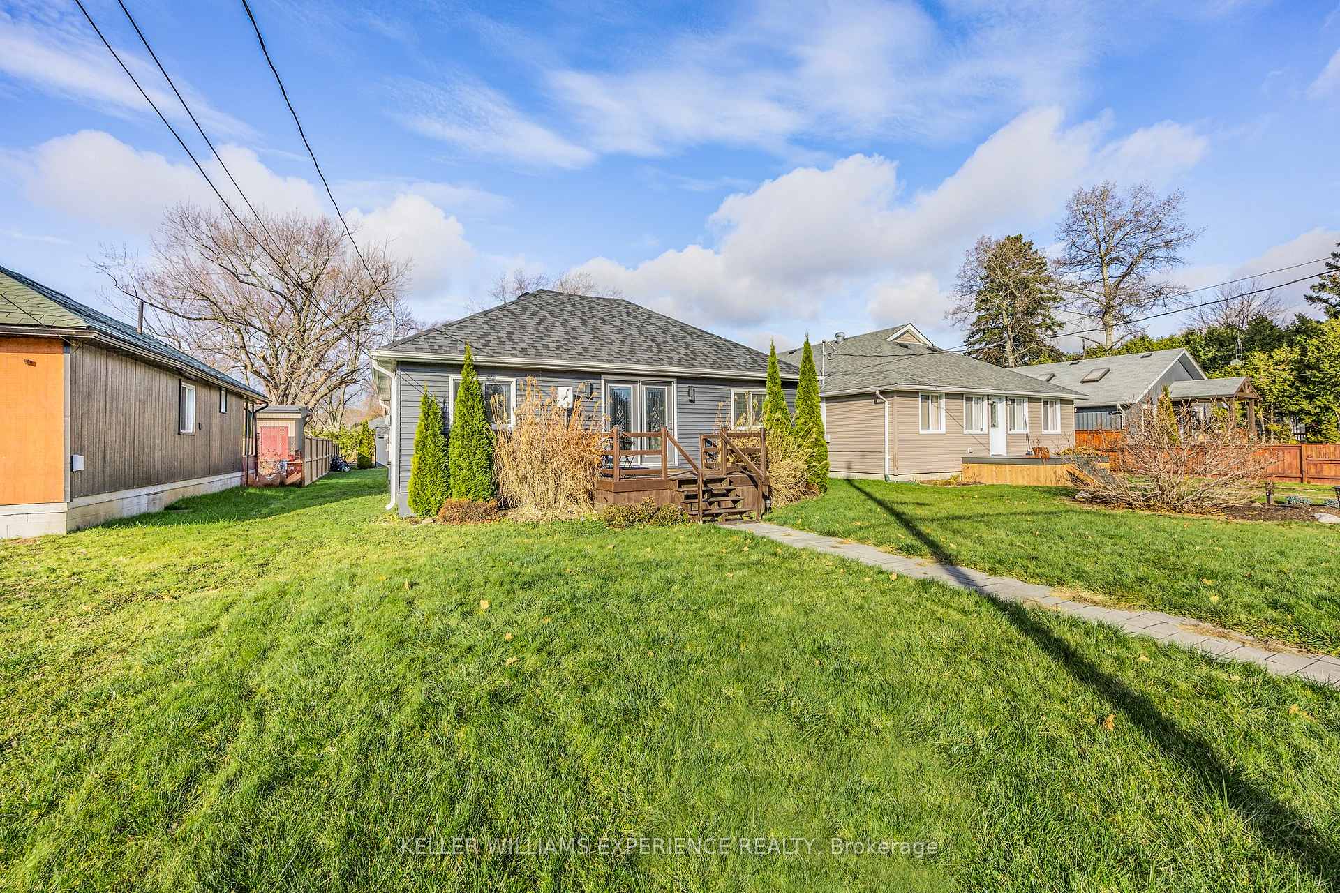 Photo 2 of 1174 Alfred Street, Innisfil, Rural Innisfil — HOMEH
