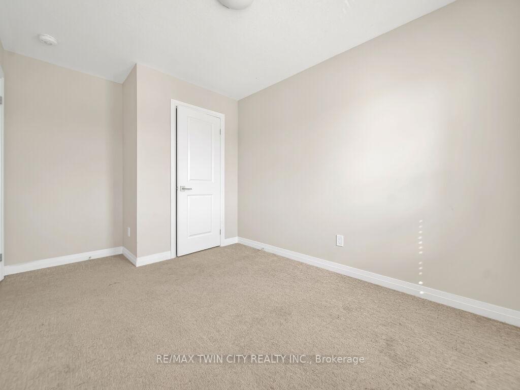 Photo 17 of 341 Valencia Avenue, Kitchener — HOMEH