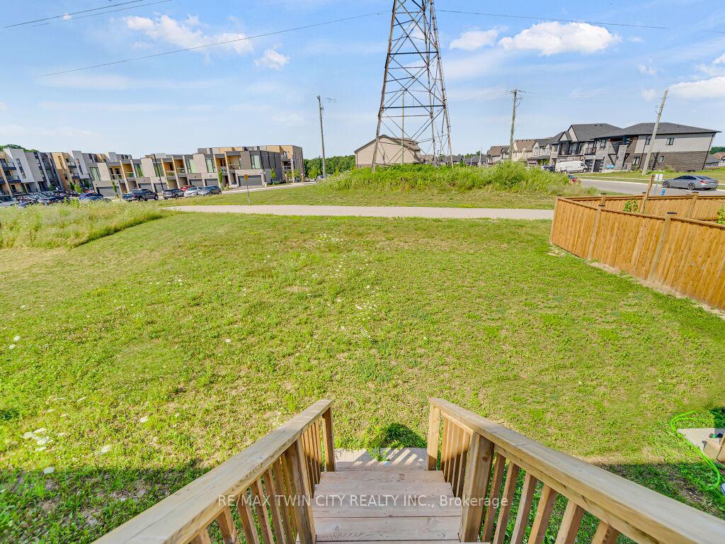 Photo 23 of 341 Valencia Avenue, Kitchener — HOMEH