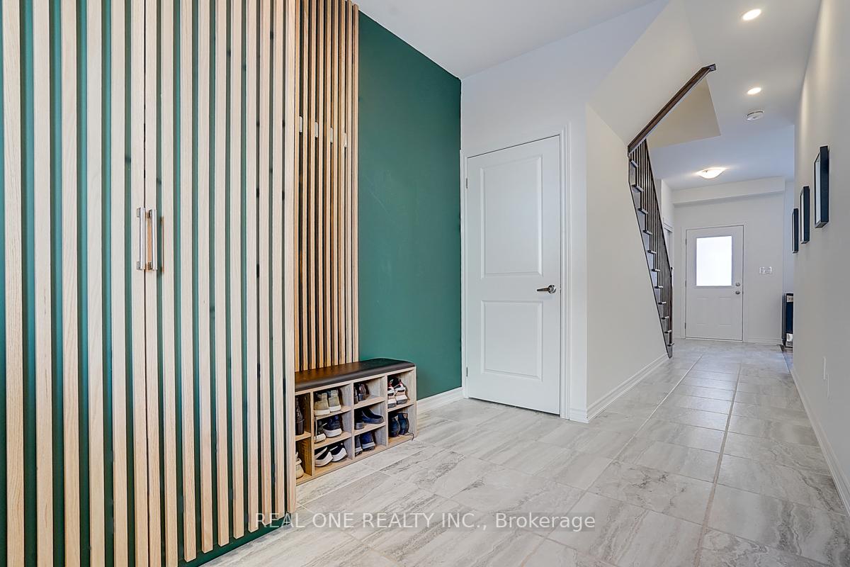 Photo 2 of 72 Chicago Lane, Markham, Wismer — HOMEH