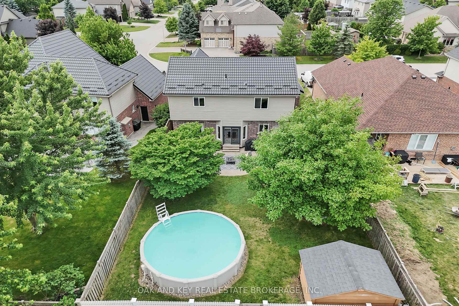 Photo 4 of 90 Woodlily Lane, Middlesex Centre, Ilderton — HOMEH