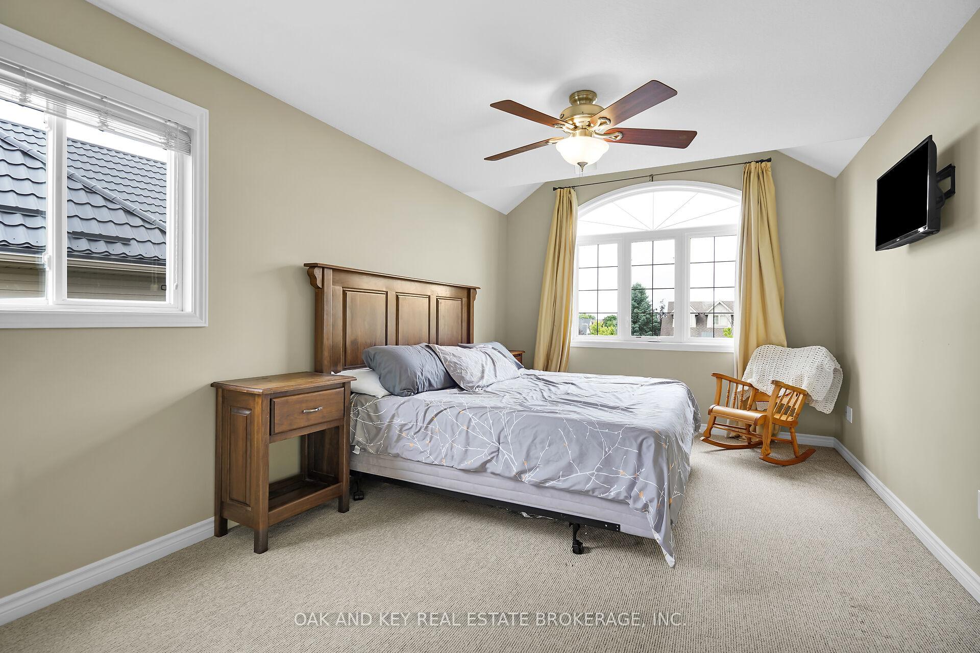 Photo 23 of 90 Woodlily Lane, Middlesex Centre, Ilderton — HOMEH