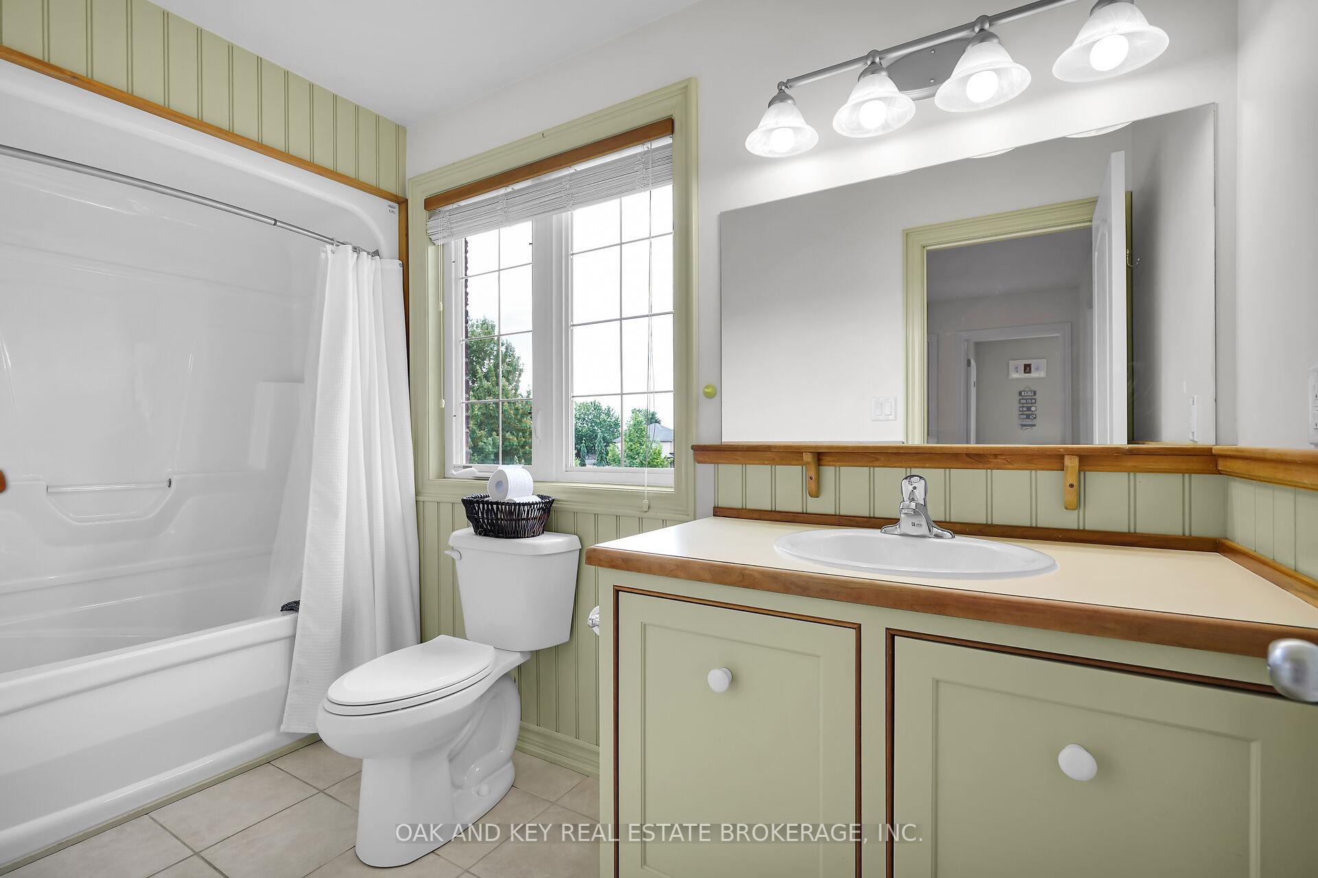 Photo 33 of 90 Woodlily Lane, Middlesex Centre, Ilderton — HOMEH