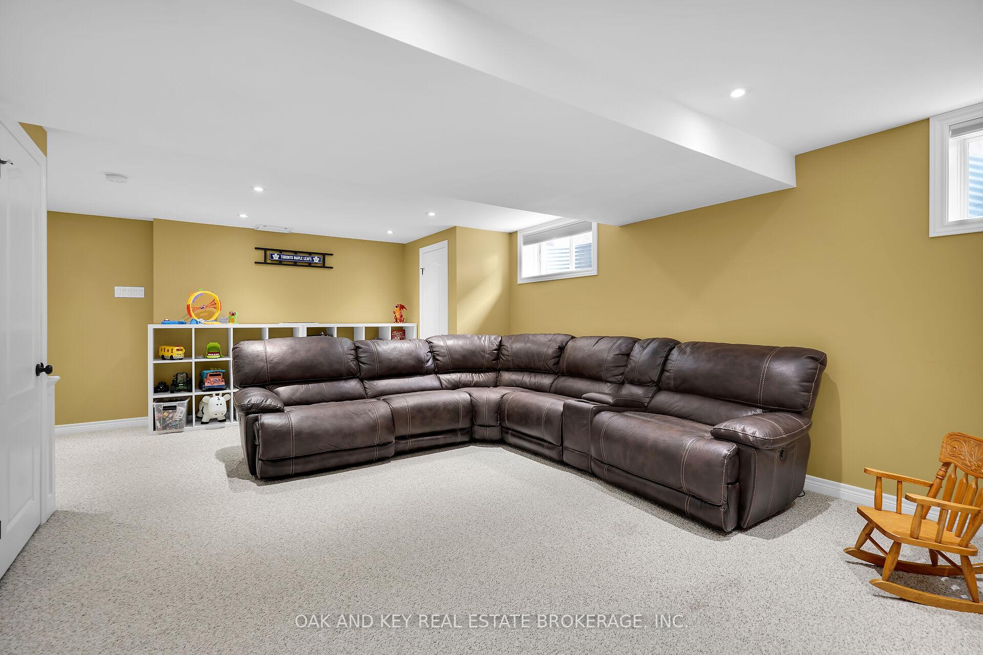 Photo 36 of 90 Woodlily Lane, Middlesex Centre, Ilderton — HOMEH