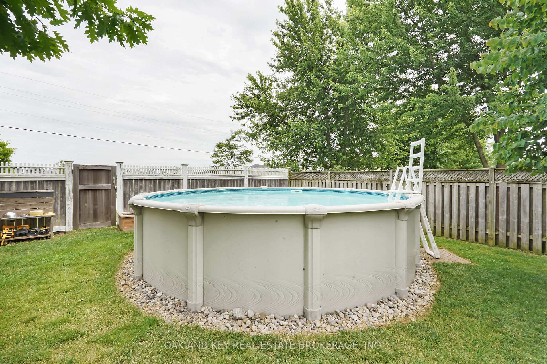 Photo 48 of 90 Woodlily Lane, Middlesex Centre, Ilderton — HOMEH