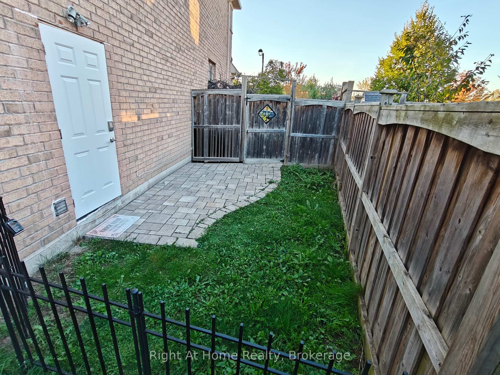 Photo 5 of Unit Lower, 126 Duncan Lane, Milton, Scott — HOMEH