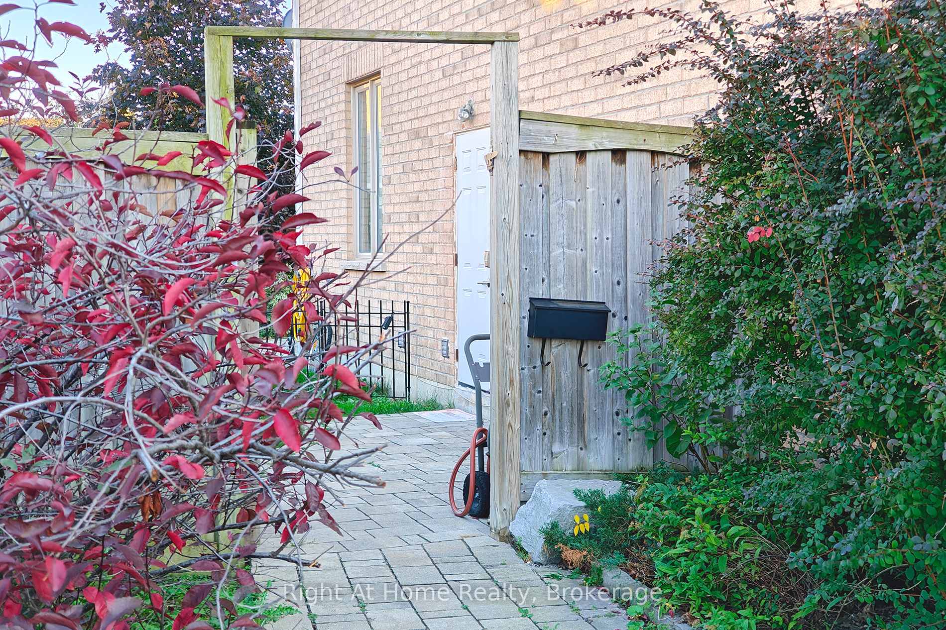 Photo 7 of Unit Lower, 126 Duncan Lane, Milton, Scott — HOMEH