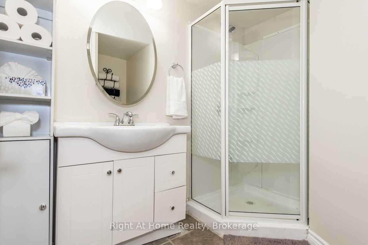 Photo 11 of Unit Lower, 126 Duncan Lane, Milton, Scott — HOMEH